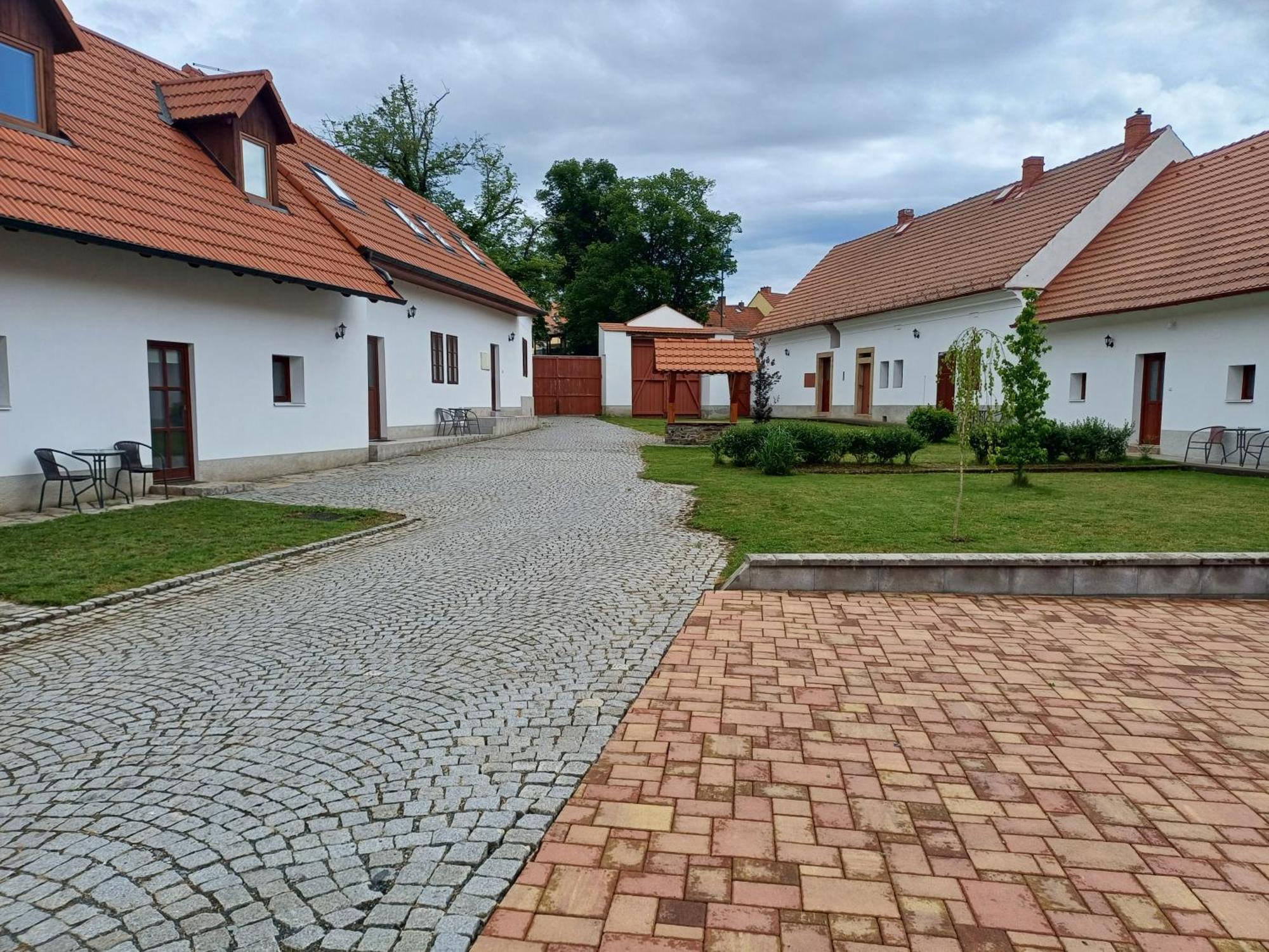 Apartamento Martinuv Dvur Plzeň Exterior foto